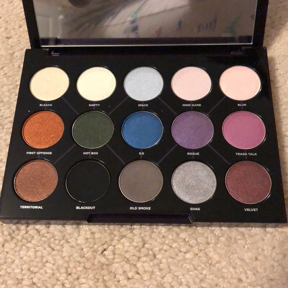 Urban Decay Distortion palette